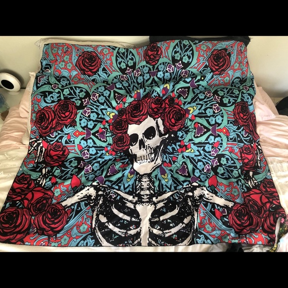 🖤SOLD🖤Colorful skeleton tapestry - Picture 1 of 1
